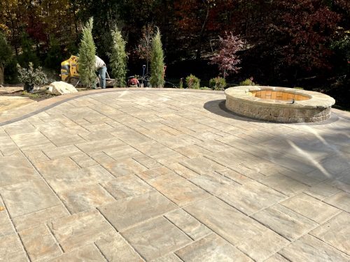 Hardscaping - Flagstone Patio & Firepit 2